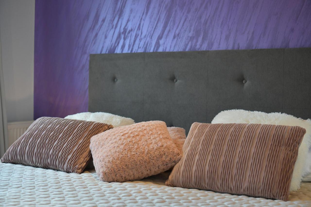 Deluxe Apartments Franjkovic Selište Drežničko Buitenkant foto