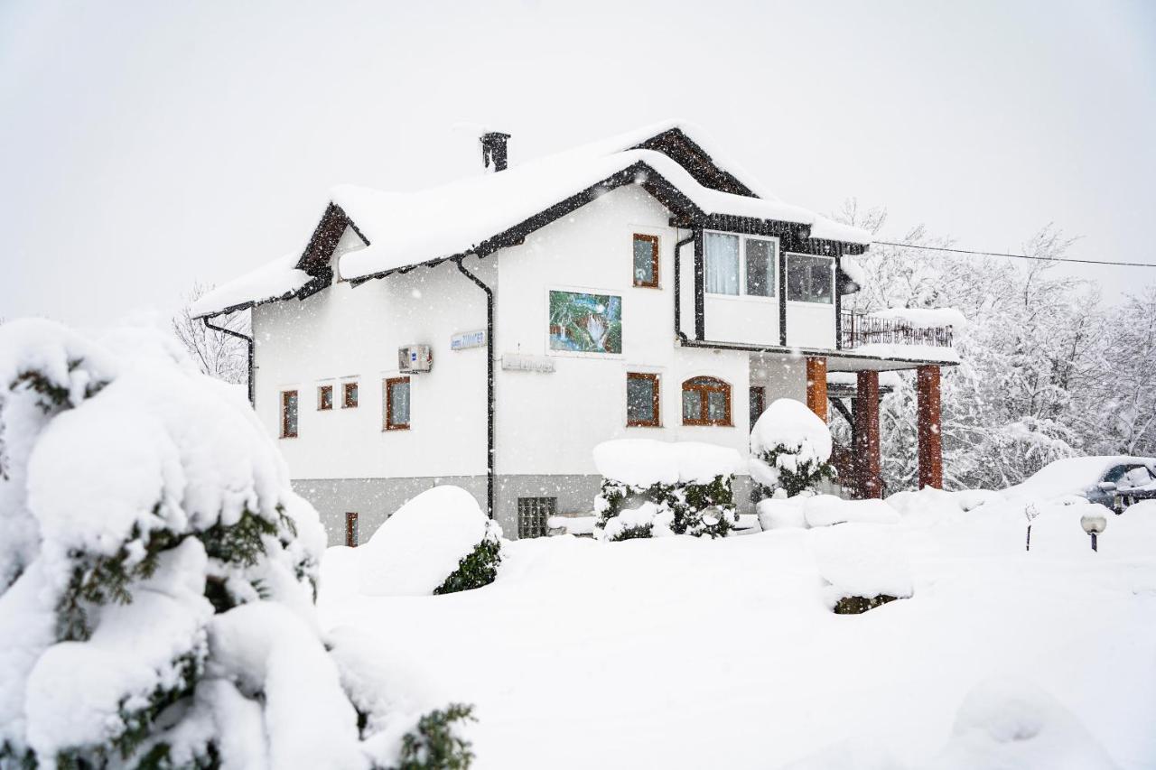 Deluxe Apartments Franjkovic Selište Drežničko Buitenkant foto